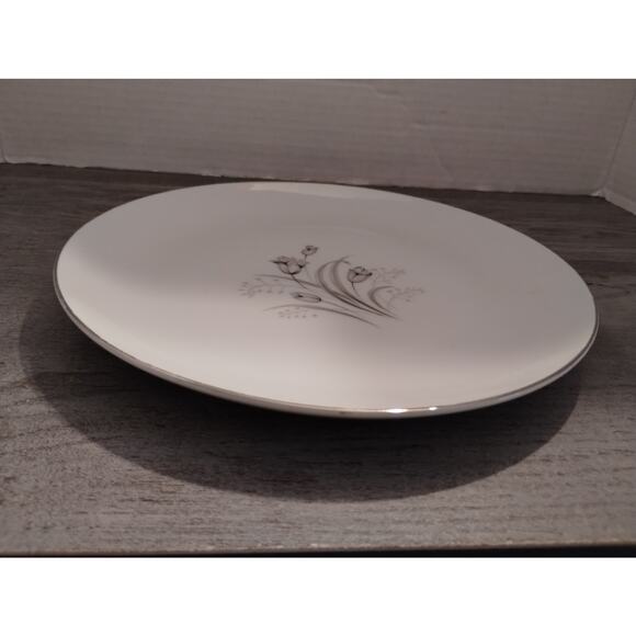 Creative Fine China Royal Elegance 9 1/4” Dinner Plates Japan - Picture 2 of 6